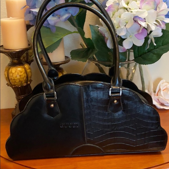 Faux Croc Embossed Hand Bag - Picture 9 of 10